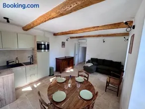 Appartement au cœur du parc régional du Luberon - Image 1