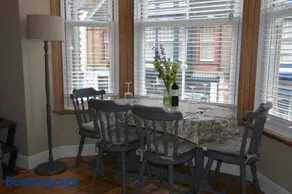 The Fabulous Number Two Apartment a cosy coastal getaway - Image 4