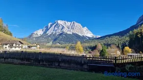 Alpinum Hostel Biberwier - Günstige Privatzimmer in der Zugspitz Arena - Image 1
