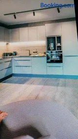 Spacious Sweedish Villa - Image 3