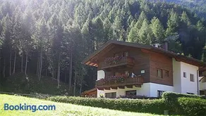 Apart am Waldrand - Image 1