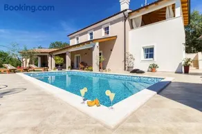 Luxurious Mediterranean House (8+2) Near To The Beautiful Beaches - Image 5