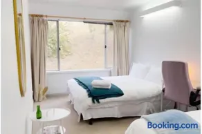 Rural retreat! 5 min to wineries & 10 min to town - Image 4