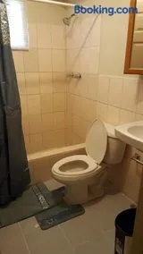 2 BEDROOM / 1 BATH ONLY 9 MILES TO NAVY BASE - Image 3