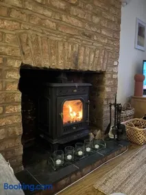 Cottage in Central Burbage Leicestershire - Image 2