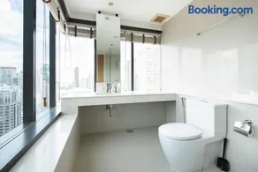 M Estate Luxury 3BR Residence Heart of Bangkok - Image 5