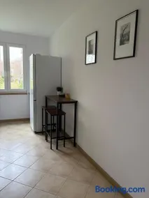 Przestronne mieszkanie w dogodnej lokalizacji - Image 2