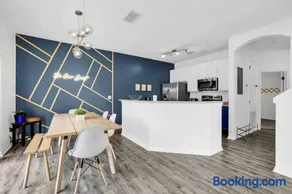 Remarkable Cozy 4Bed-3Ba Townhouse - Image 4