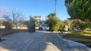 Country House Kalyves 2 bedrooms sleeps 6 700sqmgarden 180m from beach - Image 4