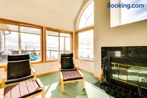 Villa VilleKulla on the Oceanfront - Image 4