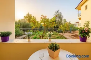 Seaview Terrace Haven-Perfect Location By The Sea - Image 2