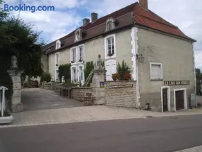 Chambres d'hotes la Fromagerie du Relais Postal Royal - Image 3