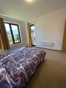 South Mountain Apartment - Image 5