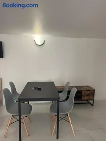 Chaudari Guest House - Image 2