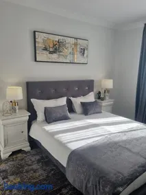 Tesa Boutique Hotel - Image 4