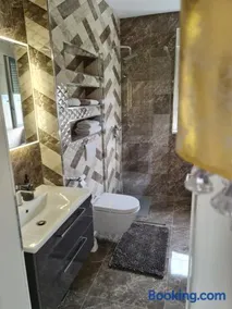 LUXURY VILLA HELENA - Image 3