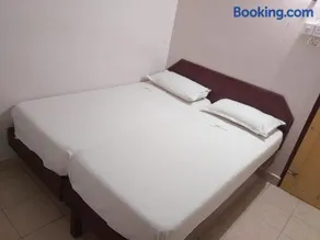 Anandan Tourist Home - Image 5