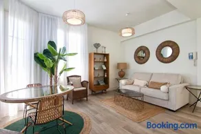 Granada Luxury Apartments - Image 2