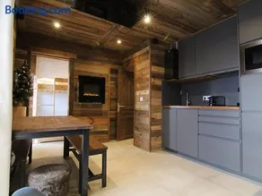 Appartement spacieux 3 pièces avec grande terrasse au cœur de l'Alpe d'Huez, parking et casier à skis inclus - Image 1