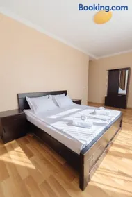 Shaloshvili's Cellar Hotel - Image 1