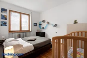 Como Lake Home - Image 5