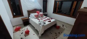 Home Boutique Flores Amarillas - Image 3