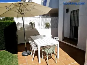 Holidays & Home Resort Calahonda Garden-Medina del Zoco Beach and garden - Image 3