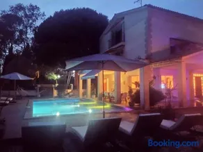 Les Canyes Cottage, Private Villa Resort - Image 5