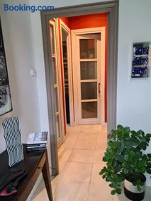 Suite indépendante avec 1 chambre et 1 bureau - Image 3