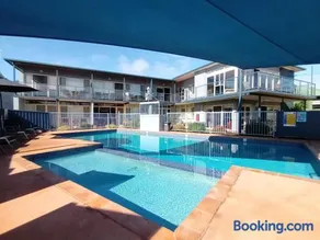 Grandeur Holiday Units - Image 1