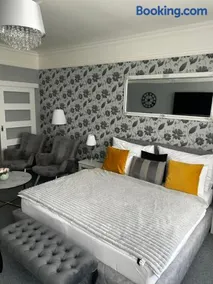The Manor - Image 1