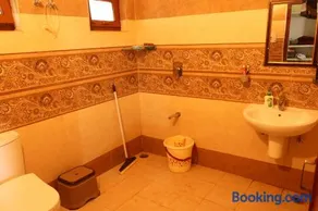 The Deodar Inn - Image 3