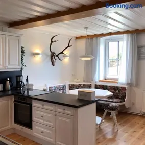 Jutta Deluxe Farmhouse - Image 3