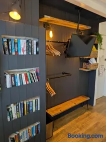 Boutique Coastal appt nr Edinburgh - Image 1