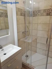 Bel appartement avec jardin à 50m des plages du debarquement - Image 1