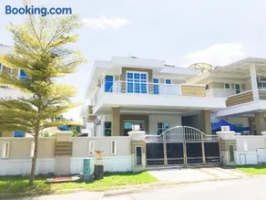 Forest Reserve’s House - Image 4