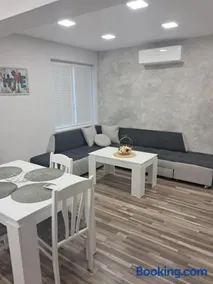 Apartment Petrovi - Image 1