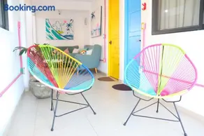 Hotel Casa Mandarine , Amazing Private Rooms w Balcony, Rooftop, Hammocks, AC, SmarTV, 100mbs! - Image 1