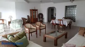 ***Apartamento Pitangueiras Fantástico*** - Image 3