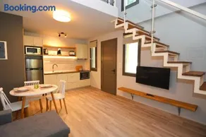 The Thassian Yard Houses - Image 4