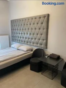 Rooms Spanie 7-Rynek Centrum &f-vat - Image 1