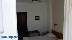Notis Hotel - Image 2