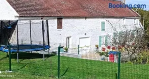 Gîte Le Carrouge mit privater Terrasse, Garten, WLAN und Whirlpool - Image 3