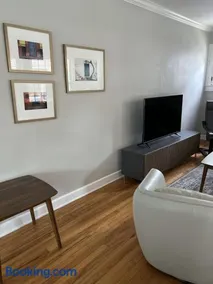 Rosslyn Retreat - Image 3