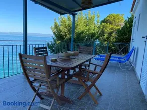 Sea House Kitries - Image 4