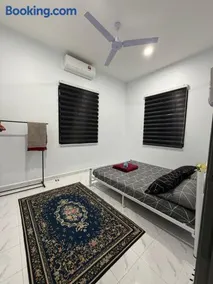Homestay Tangkak Kasih Zaleha - Image 1