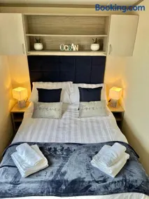 Sea Breeze Escape - Image 4