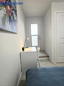 CEDAR Double Room with attached private Bathroom and Balcony in Toronto, ON, Canada - Image 3