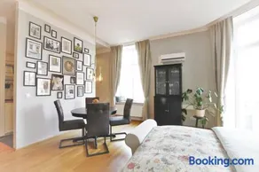 Petit Paris - Image 3