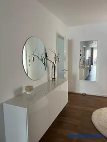 Moderne Wohnung mit 4 Betten - Image 2